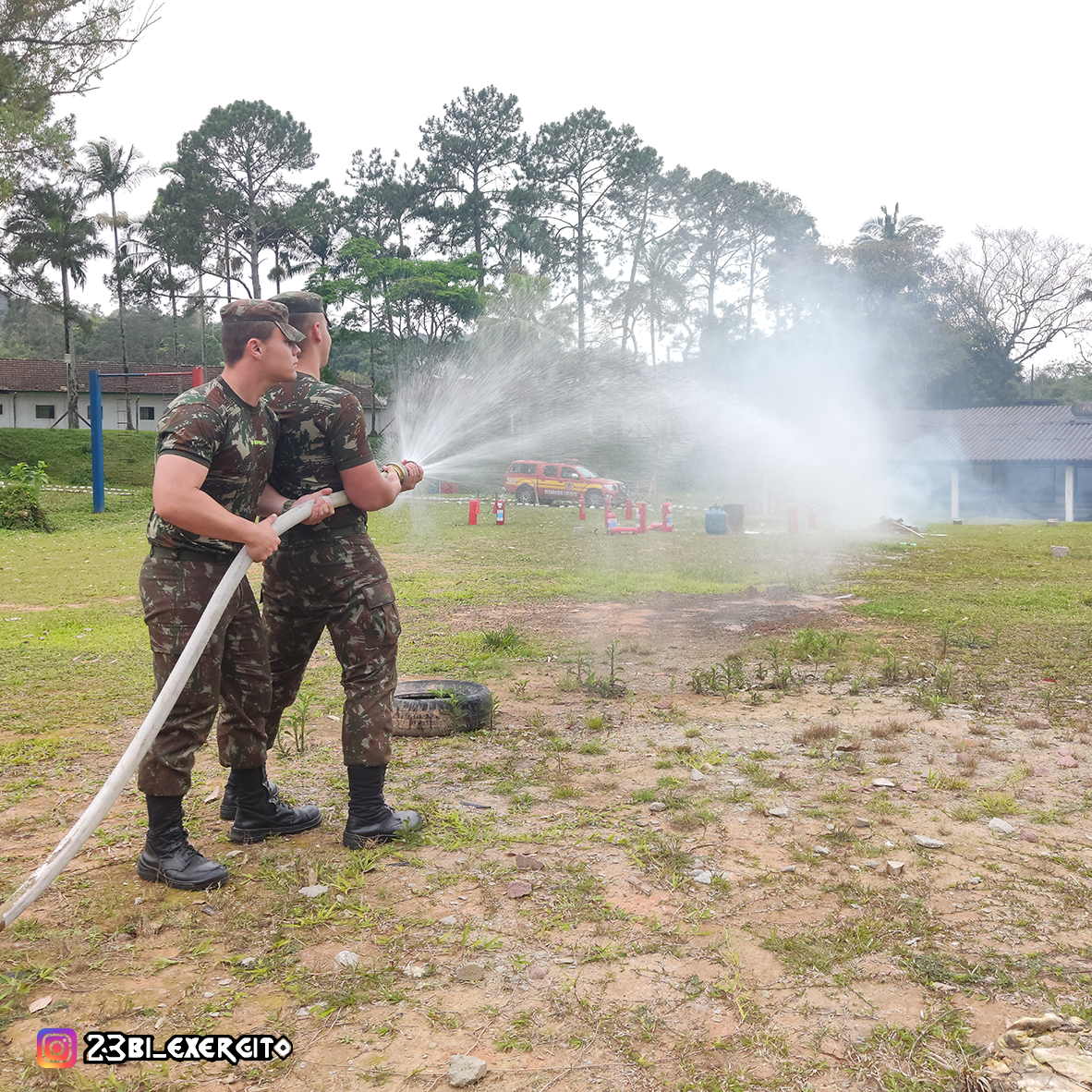 Corpo de Bombeiros RJ promove instrução para militares do Exército